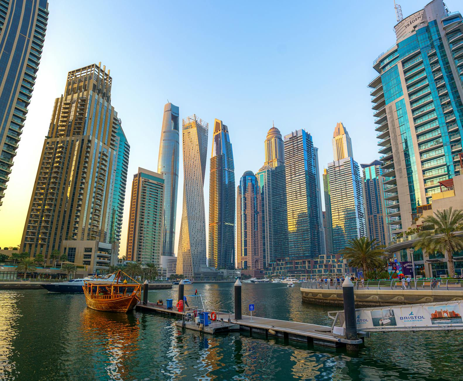 Moving to Dubai from the UK: Currency & Transfer Guide 2026