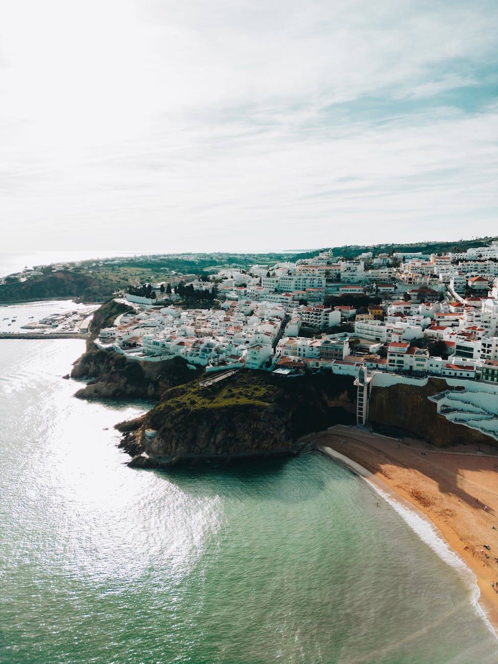 Retiring to Portugal from the UK: Pensions, D7 Visa & Currency Guide (2026)